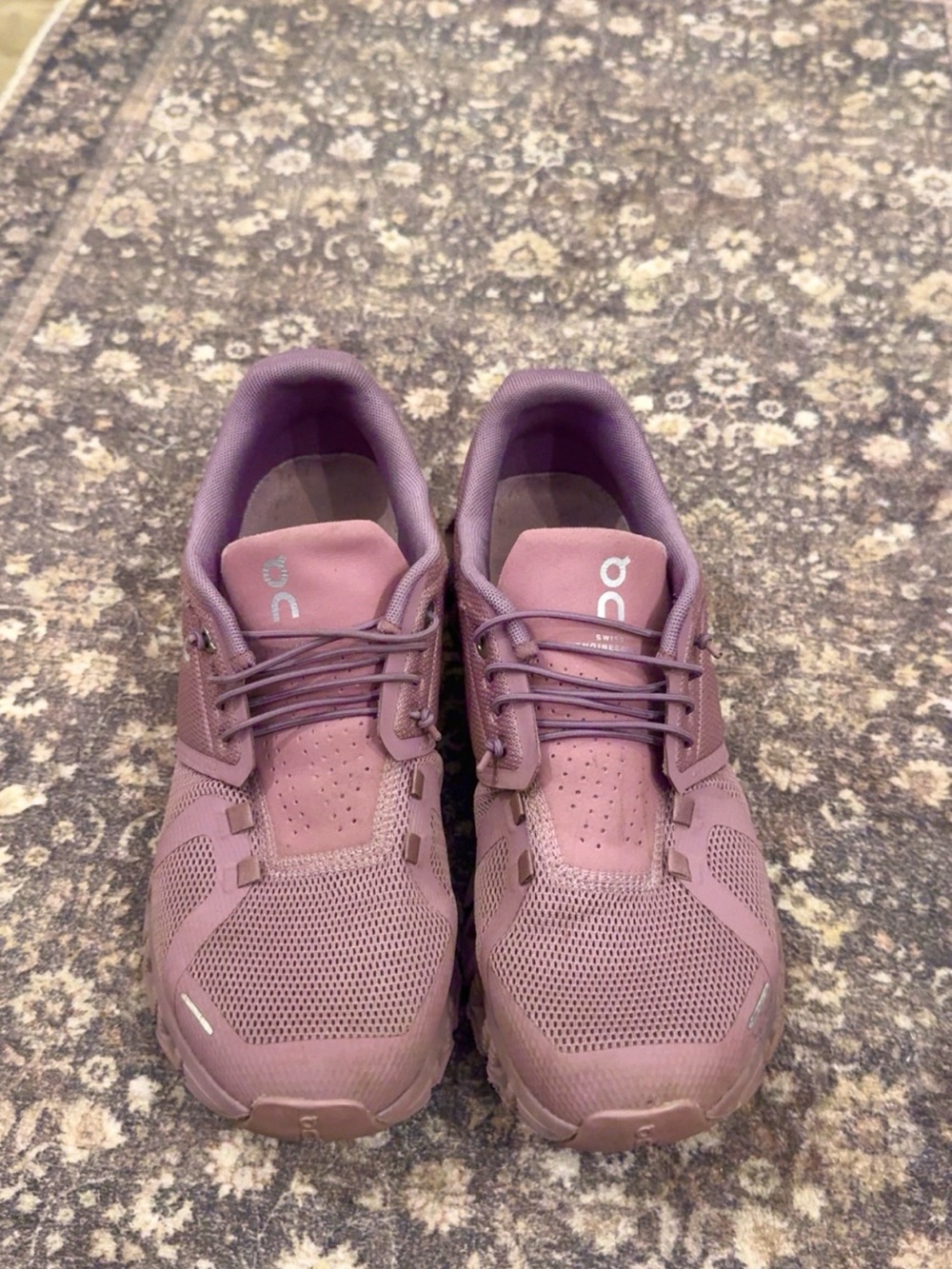 ON CLOUD SNEAKERS WOMENS SIZE 8.5 - Picture 3 of 6